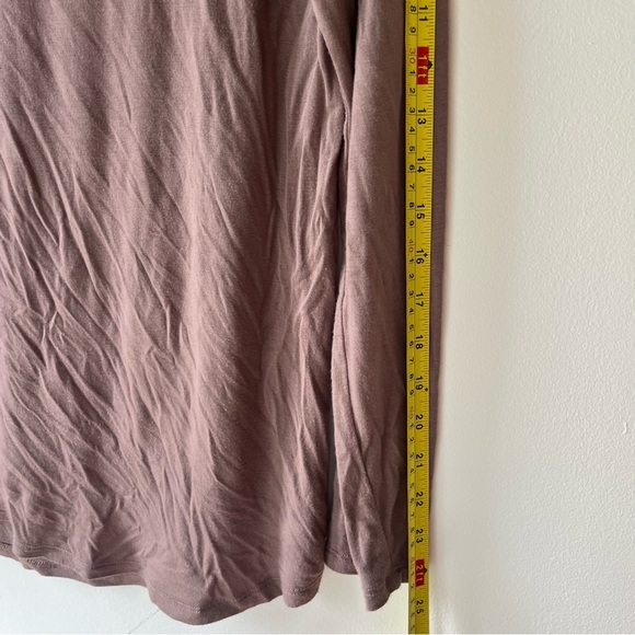 Cyrus Mauve Brown V-Neck Long Sleeve Top Medium | Soft Stretch Rayon Spandex - Picture 6 of 11